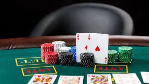 Dragon Tiger Live dealer interface at thor, showing card layout and betting options